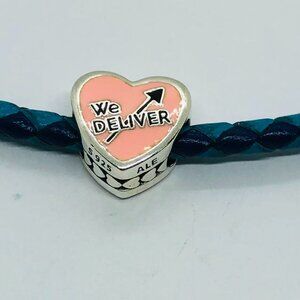 ✨✨Pandora We Deliver 2021 Best Year Yeti Exclusive Heart Charm